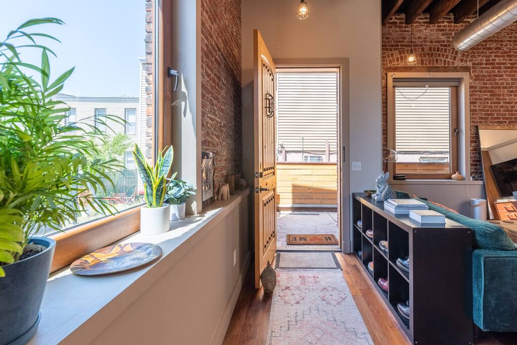 The Cosmopolitan Loft - 15 MIN to NYC Times Sq